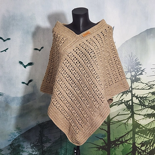 Poncho sans col fait main au crochet en point relief en acrylique